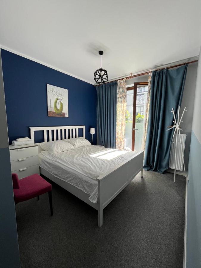 Airport Comfy Guest Home Warschau Exterior foto
