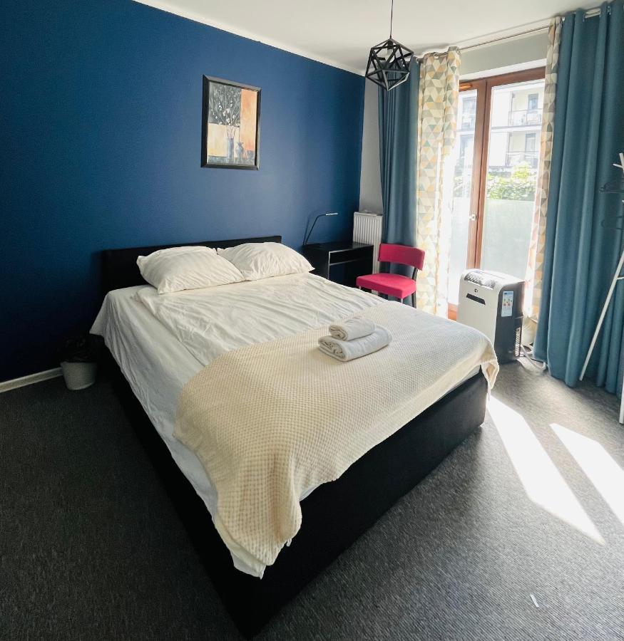 Airport Comfy Guest Home Warschau Exterior foto